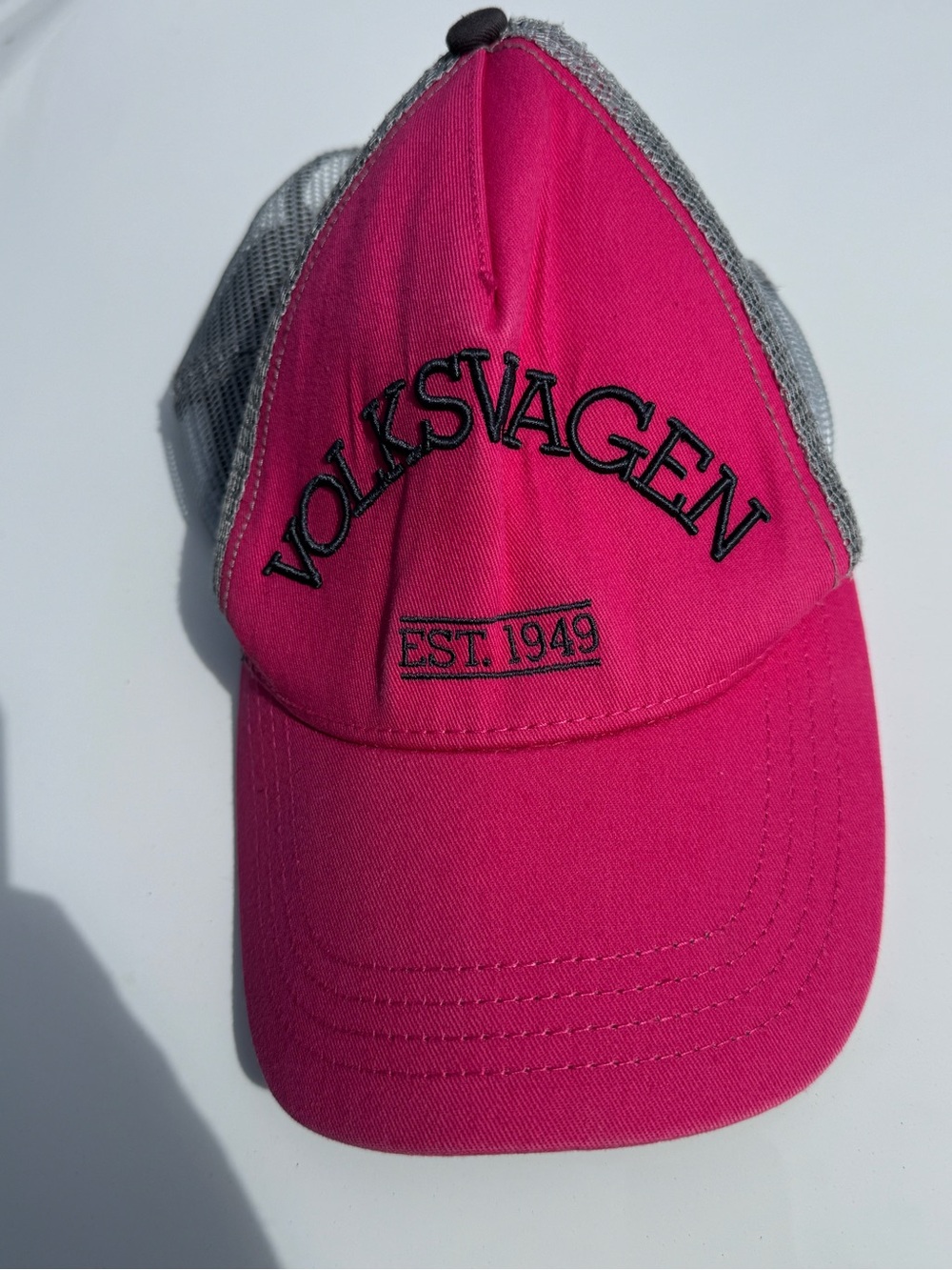 VOLKSWAGEN VW DRIVER GEAR DEALER PINK BLUE BASEBALL CAP ADULT SIZE